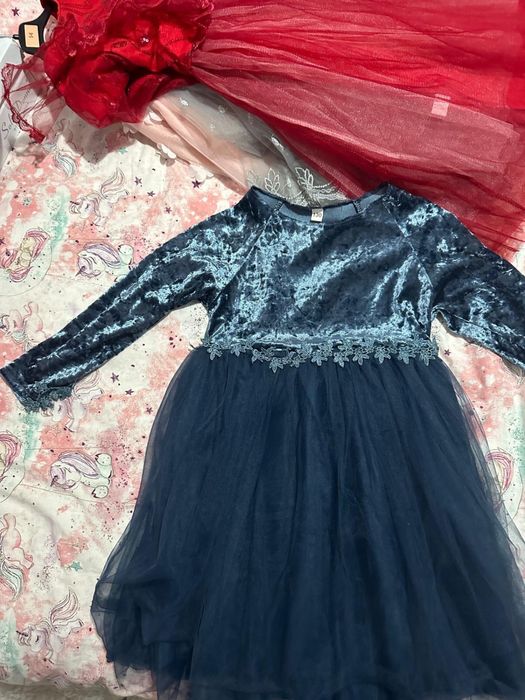 Rochita eleganta fetite