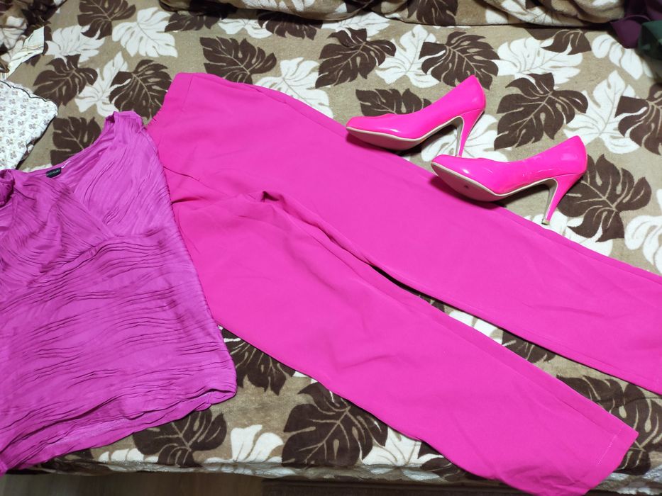 Set pantalon ,top,pantofi