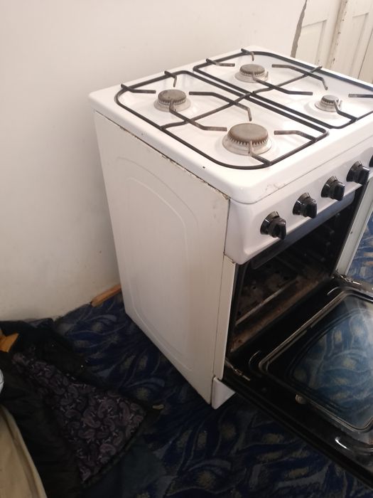 Продаëтся газ плита