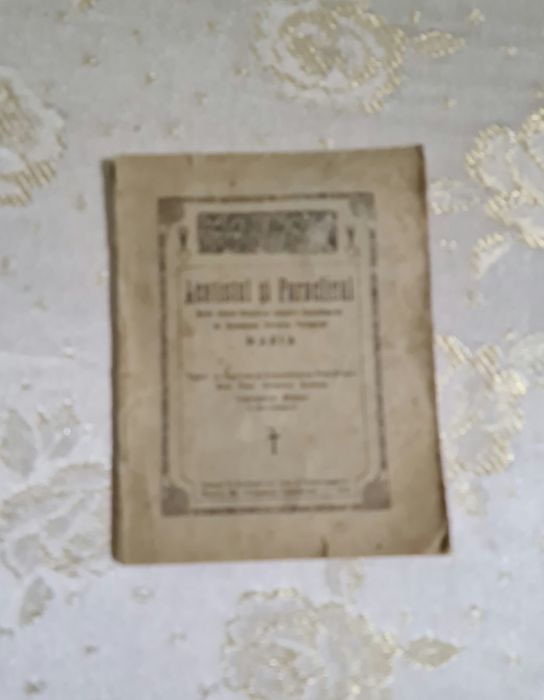 Carte religioasă veche, de colecție,,Acatistul și Paraclisul" 1943