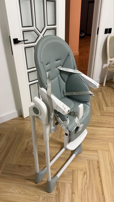 Стульчик для кормления б/у