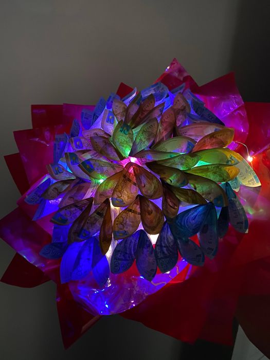 Ақшамен дайын гүл