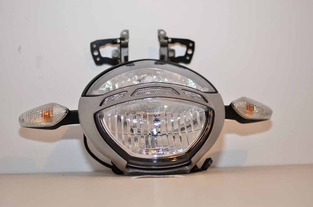 Vand carene far + furca Ducati Monster 696 796 1100