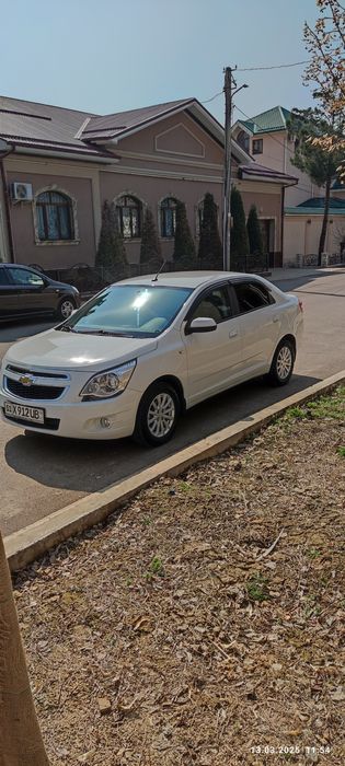 Продается автомобиль Кобальт в шикарном состоянии