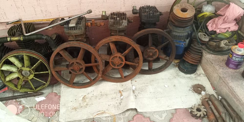 Компрессор воздушный масленый голова