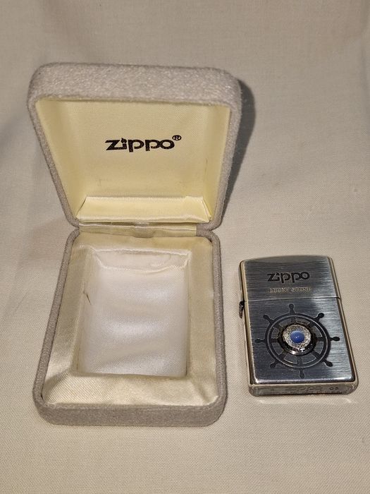 Винтидж запапалка--Zippo--Lucky stone--USA