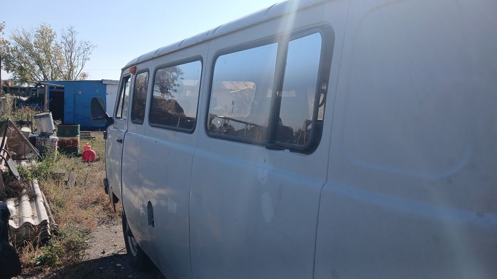 Продам автомашину уаз буханка