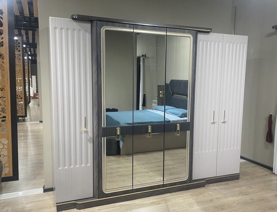 Продажа мебели спальный гарнитур