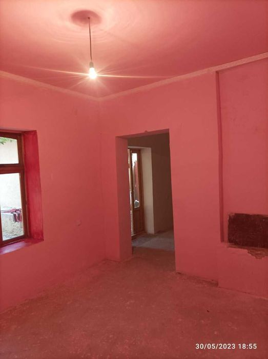 Uy sotiladi. Дом продается