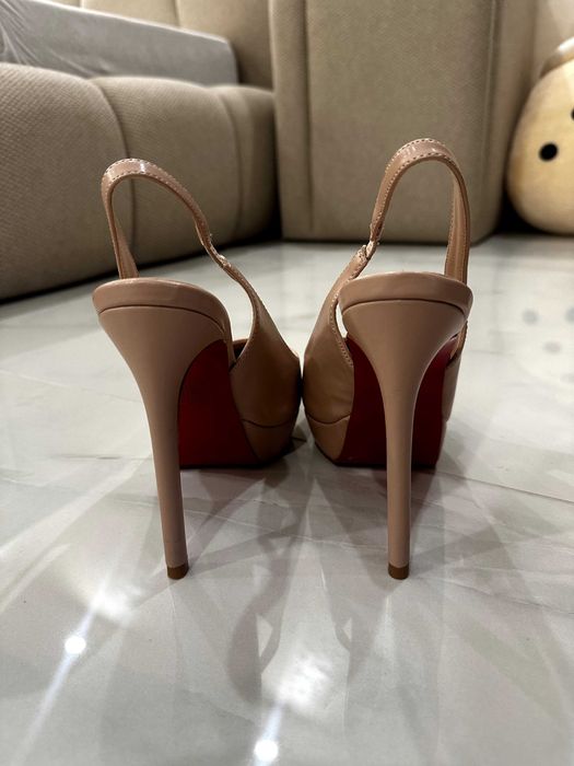 Високи Обувки 38 Номер