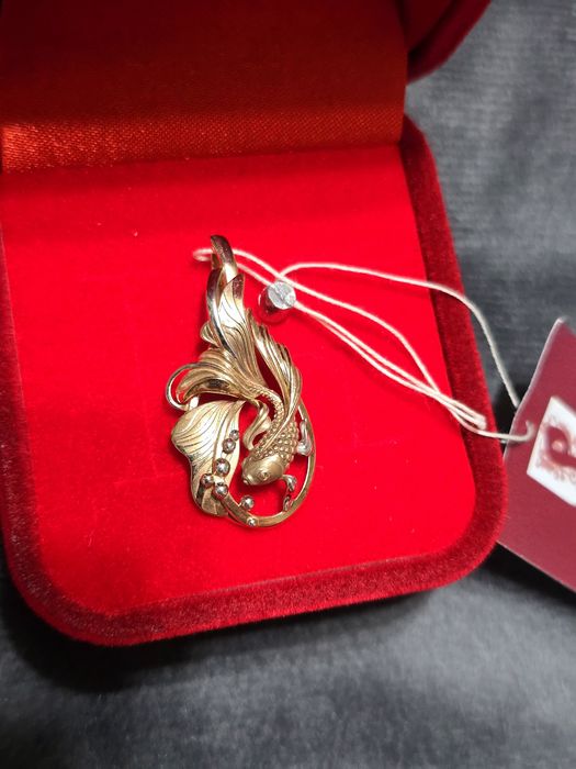 Новая золотая подвеска 585 пробы 2,45 грамм