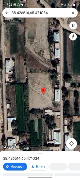 Hovli sotiladi srochna