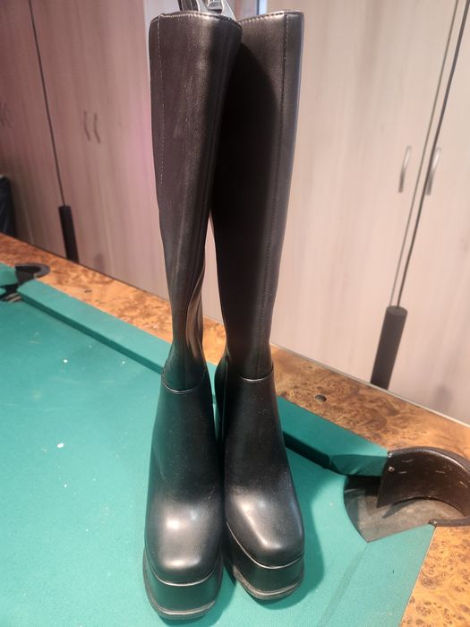 Ботуши на платформа