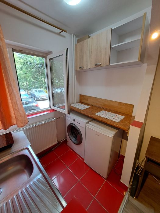 Proprietar-inchiriez garsoniera in Complexul studentesc Timisoara