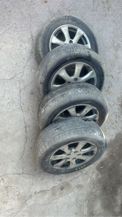 Продам диск с резиной 16