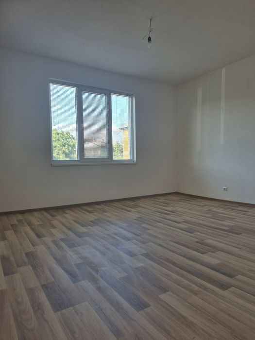 Дава се под наем Етаж от къща в София, Левски - 120 кв.м за 280000 € - Снимка #8