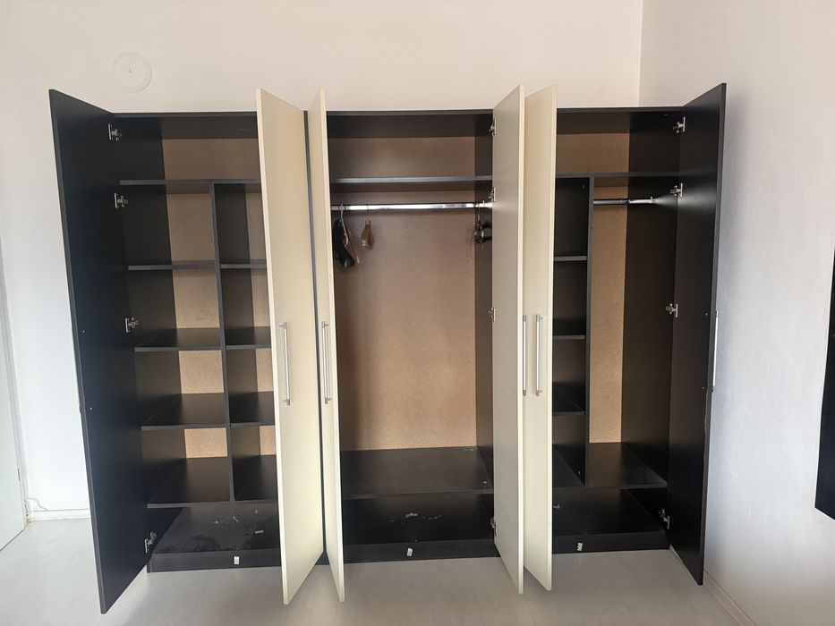 Шест крилен гардероб