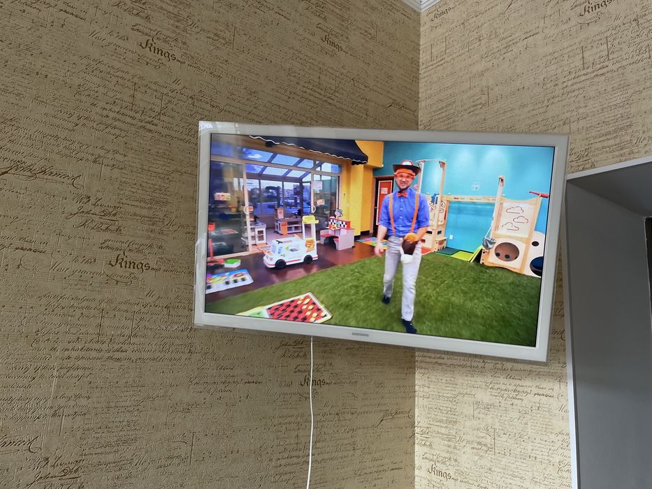 Телевизор Samsung