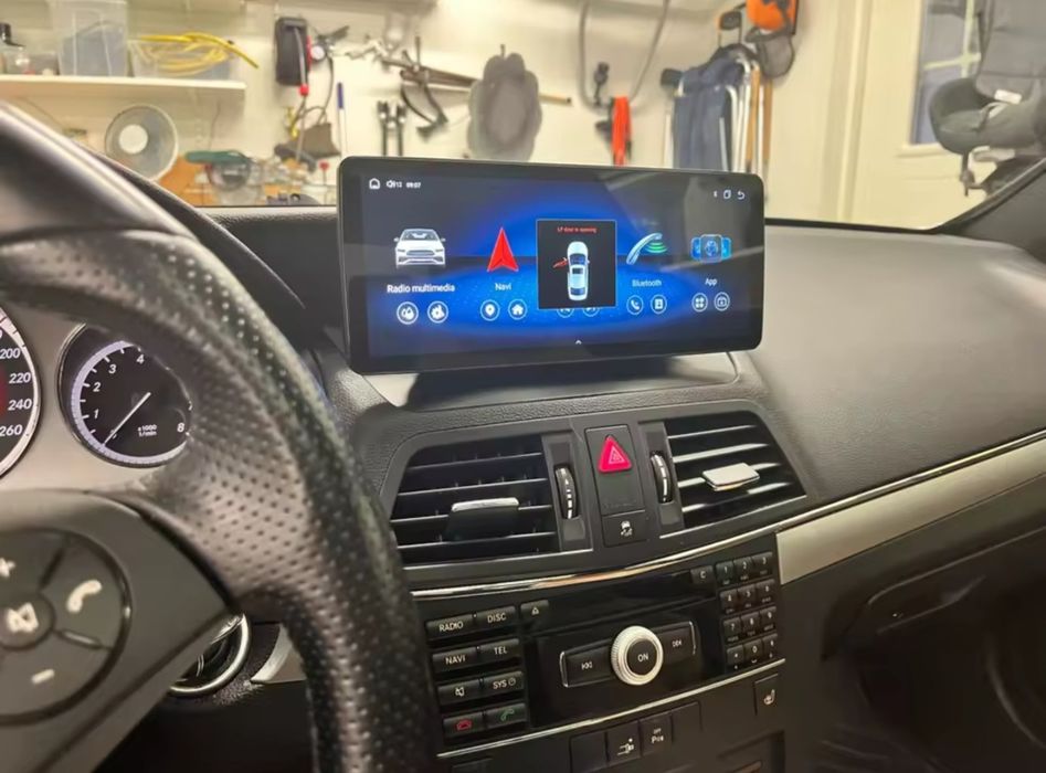 Навигация мултимедия за Мерцедес W204