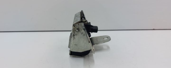 Broasca portbagaj a1637400235 Mercedes-Benz ML W163