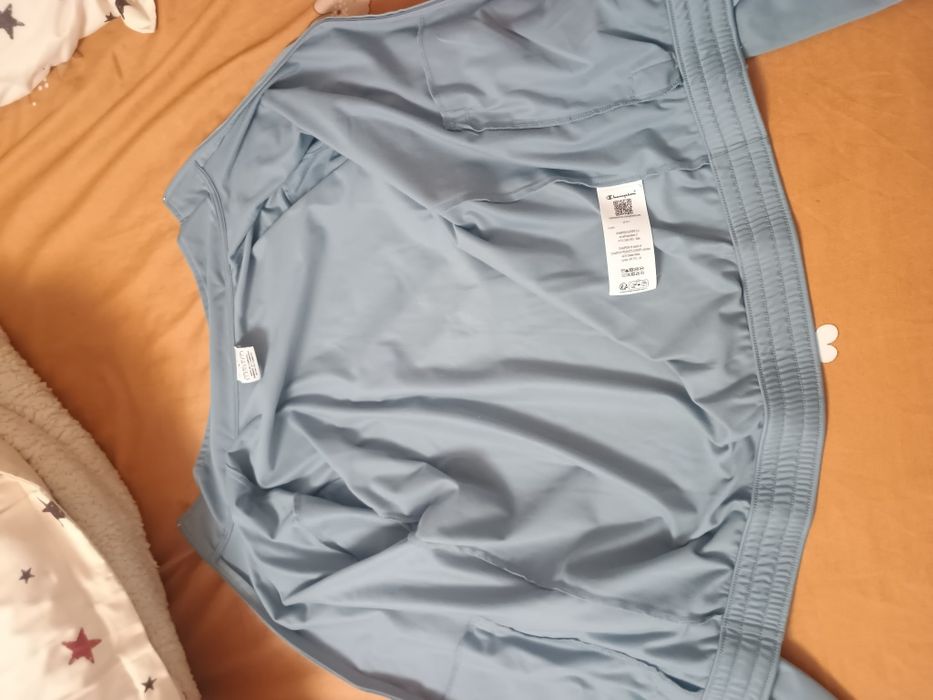 Bluza champion noua