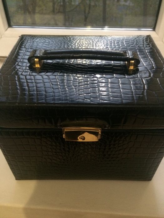 Кейс для украшений