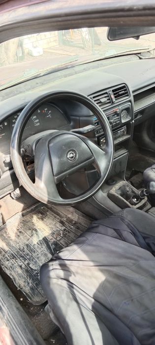 Опель вектра 1.6