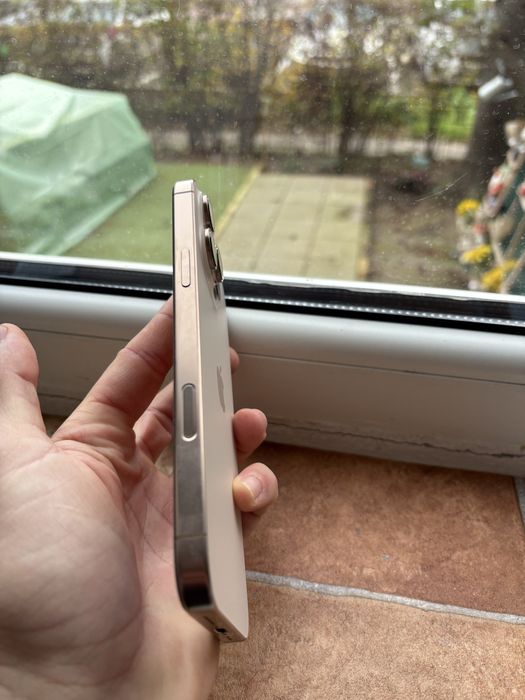 Vand  Iphone 16 Pro Max 512