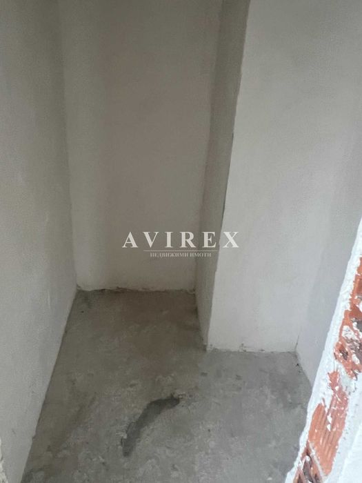 Продава се Тристаен апартамент в Пловдив, Съдийски - 197 кв.м за 676 €/кв.м - Снимка #8