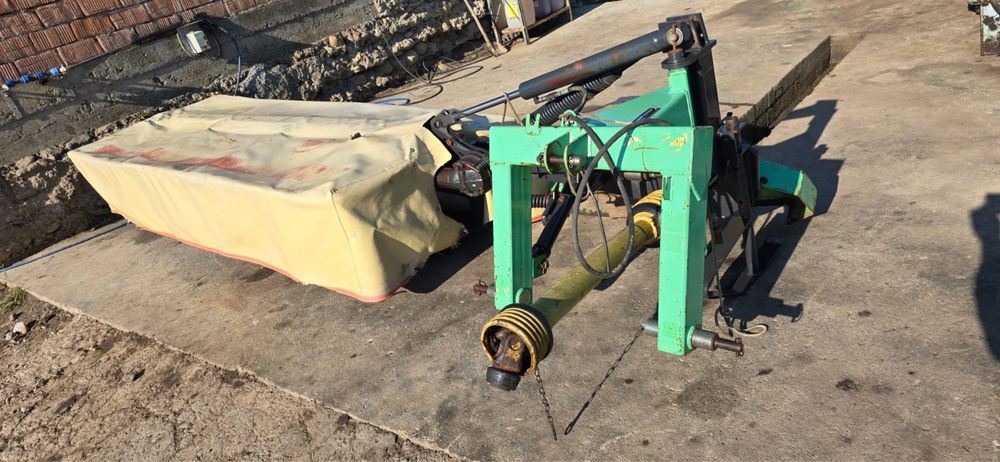 Coasa cositoare tractor 2.9m latime Deutz Fahr Vicon lucerna