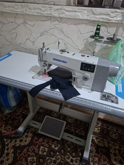 Тикиш машинкалари сотилади