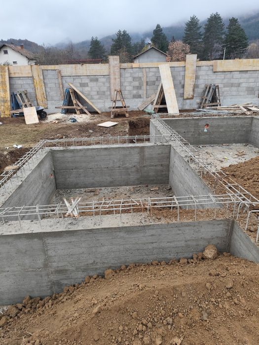 Услуги с мини багер и самосвал с кран