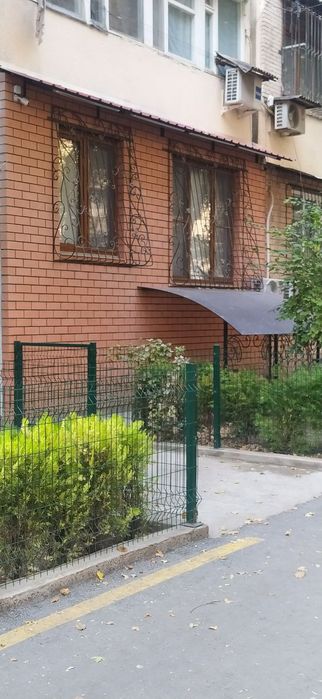 Balkonga g'isht teramiz