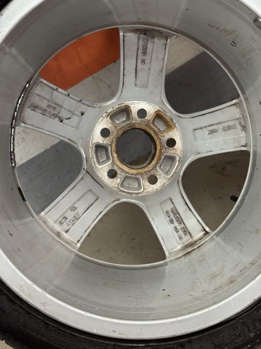 Janta Aliaj cu anvelopa R18 Originala Audi A6 C7 / A5 / A4 - 8.5J ET29 Cod 8K0601025AB