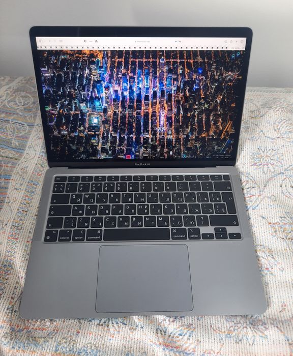 Macbook air 2020 M1