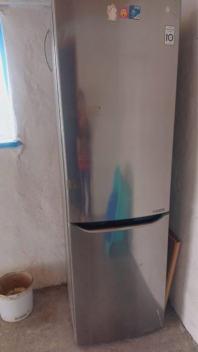 Холодильник б/у (не рабочий)