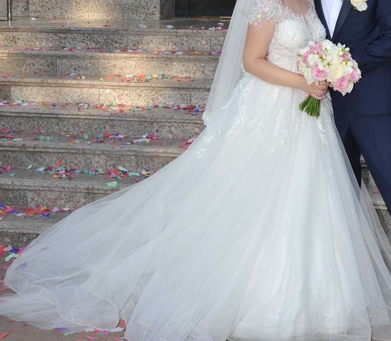 Vând rochie de mireasă