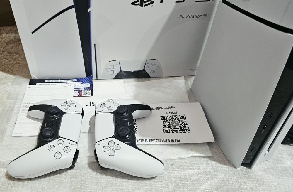 Ps 5 slim 1tb 2 дж+ 9 топ игры!