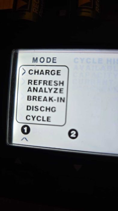 încărcător și analizator inteligent de acu Maha Powerex MH-C9000