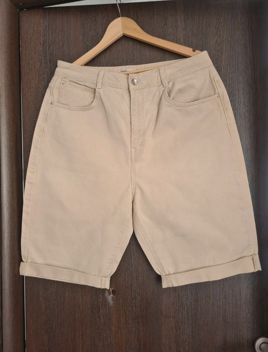 Blugi scurti de barbati