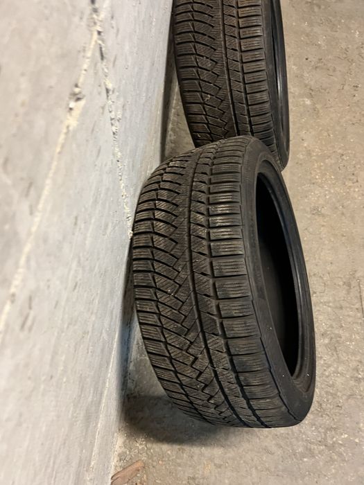 Зимни гуми 235/40/18