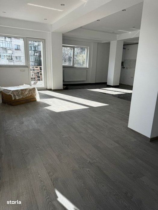 Apartament, 3 camere, 100 mp , zona centrala — fotografia 1
