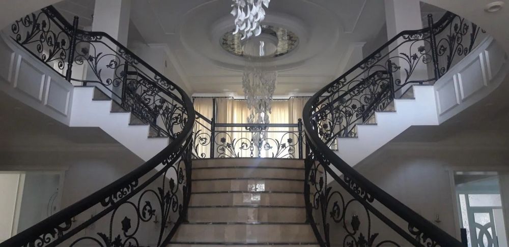 Евро ремонт под кулюч имулся ламинат плинтус обои