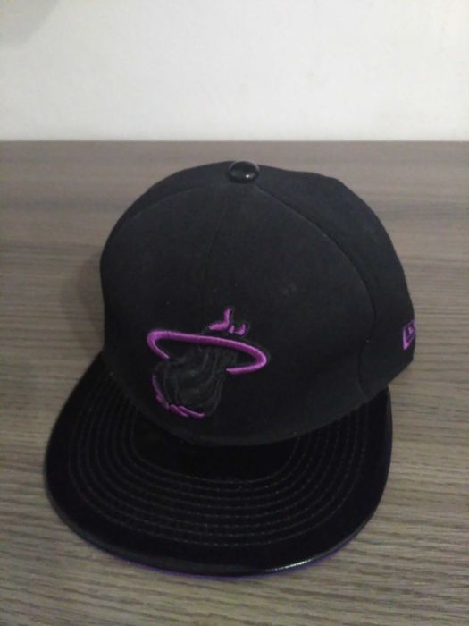 Продаю снепбек (снэпбэк, кепку)