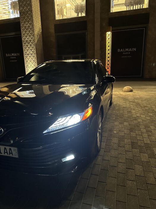 Toyota Camry передние фары / фара