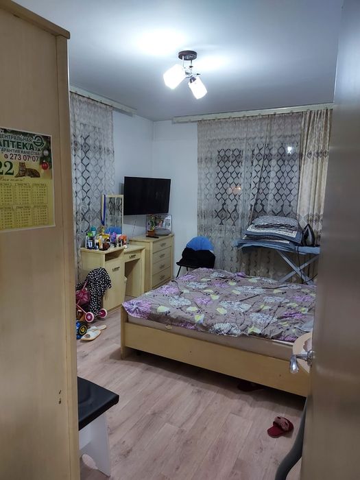 Срочно продается 2-х ком.квартира.