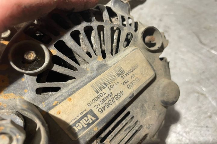 Alternator 46823546 Opel Combo C