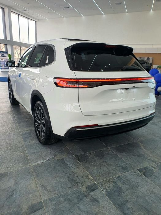 Geely EX5 EM i volvo xamkori Byd leapmotor raqibi