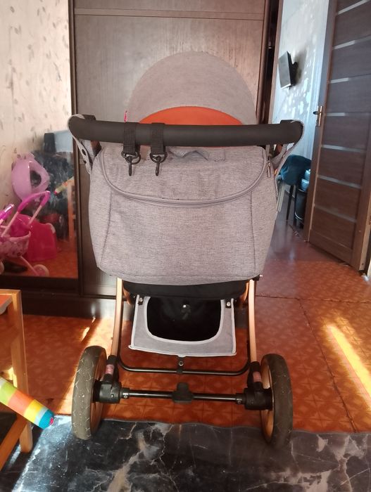 Продам коляску б/у