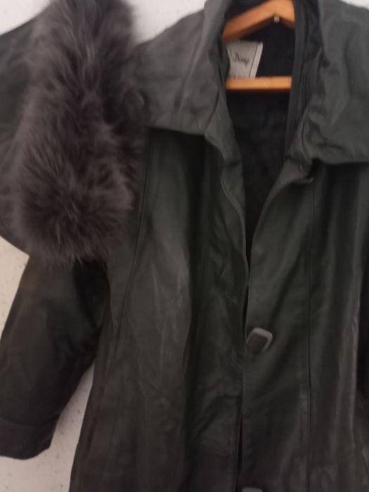 Кожинни куртка тез ва арзон нархда сотилади